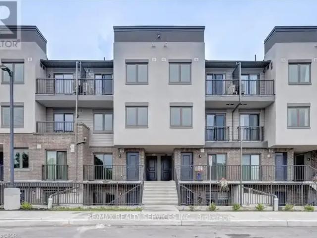 2 Bedroom Townhouse Cambridge ON LS100941079