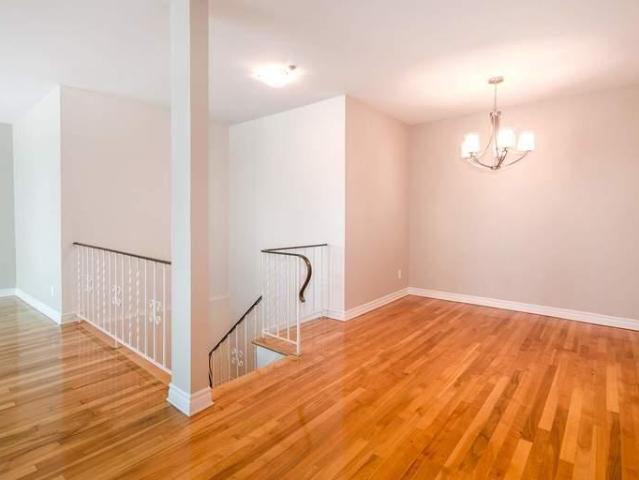 2 Bedroom Townhouse Dorval QC 87900731
