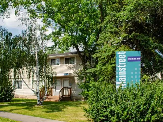 2 Bedroom Townhouse Edmonton AB 102751897