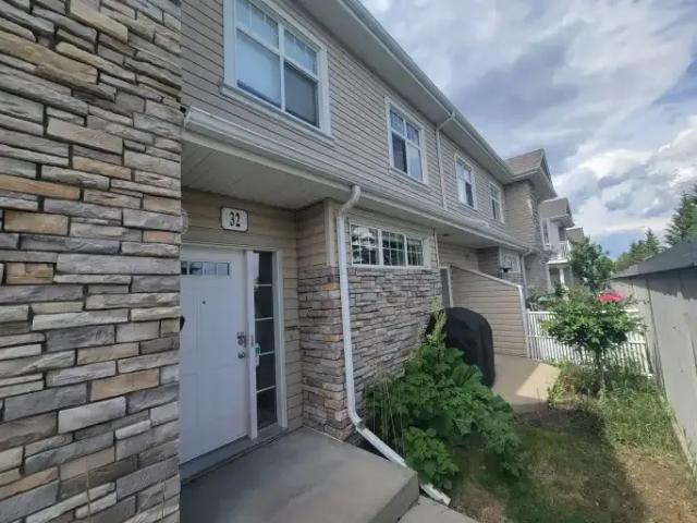 2 Bedroom Townhouse Edmonton AB 103151720
