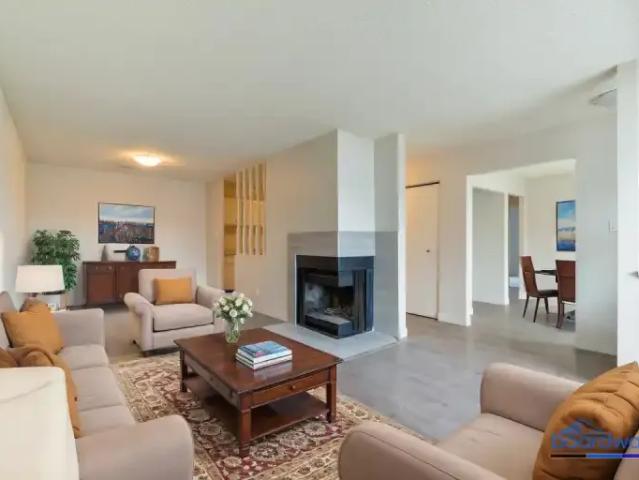 2 Bedroom Townhouse Edmonton AB 103650992