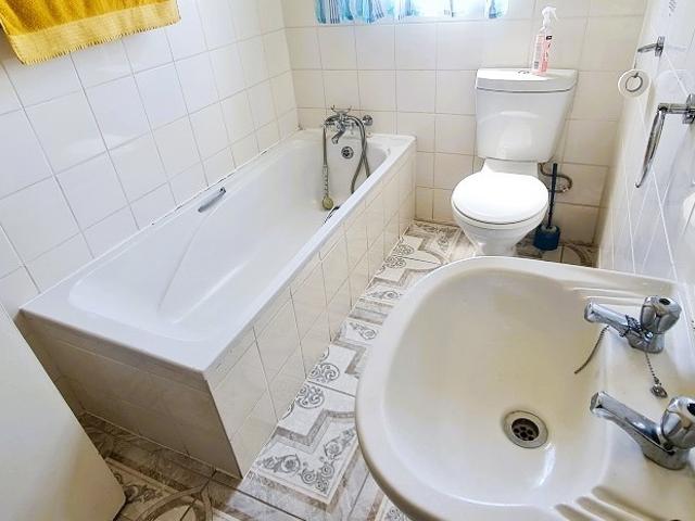 2 Bedroom Townhouse For Sale in Mtwalume