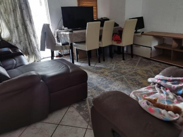 2 Bedroom Townhouse For Sale in Mulbarton