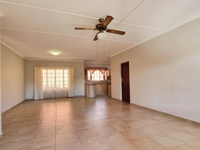 2 Bedroom Townhouse For Sale in Margate