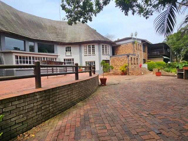2 Bedroom Townhouse For Sale in Margate