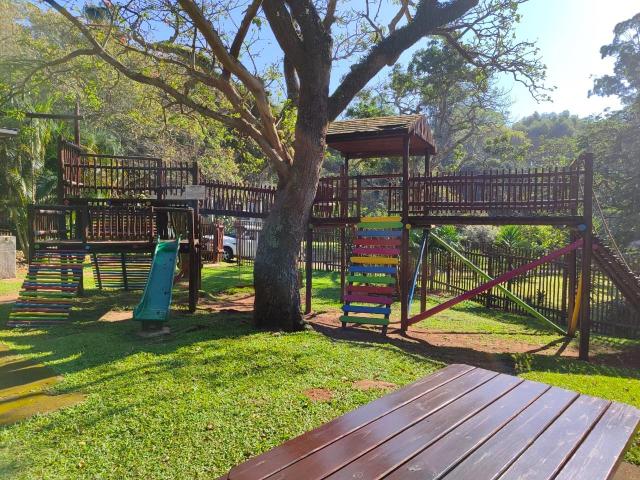 2 Bedroom Townhouse For Sale in Marina Beach