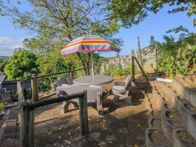 2 Bedroom Townhouse For Sale in Marina Beach