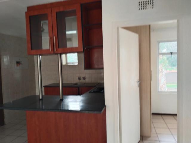 2 Bedroom Townhouse For Sale in Meredale