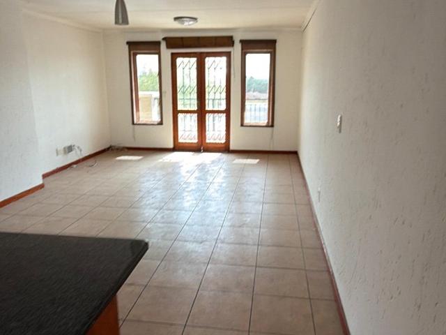 2 Bedroom Townhouse For Sale in Meyersdal