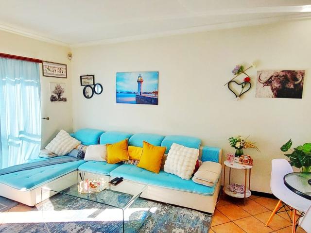 2 Bedroom Townhouse For Sale in Noordwyk
