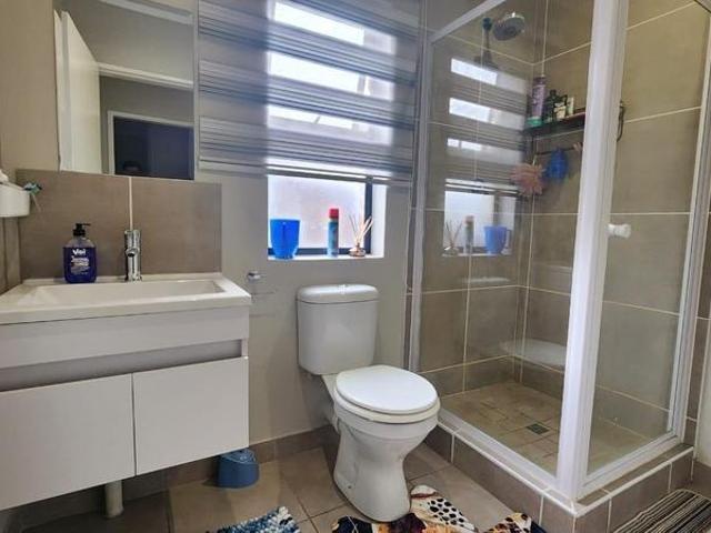 2 Bedroom Townhouse For Sale in Albertsdal
