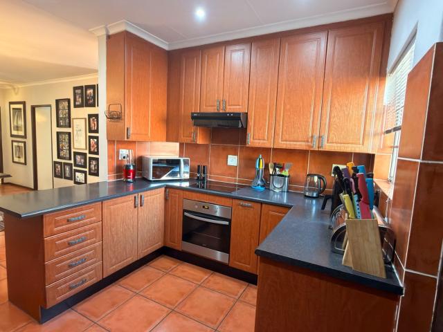 2 Bedroom Townhouse For Sale in Bellairs Park