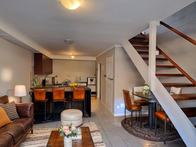 2 Bedroom Townhouse For Sale in Brackenfell South