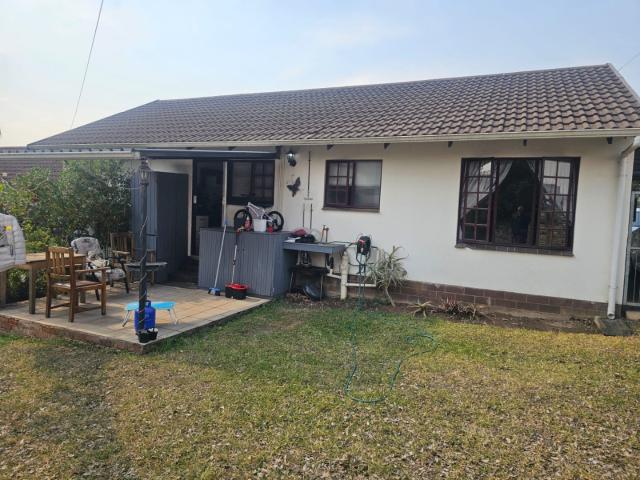 2 Bedroom Townhouse For Sale in Cleland