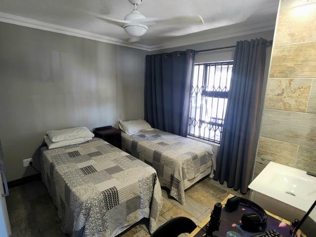 2 Bedroom Townhouse For Sale in Diaz Beach
