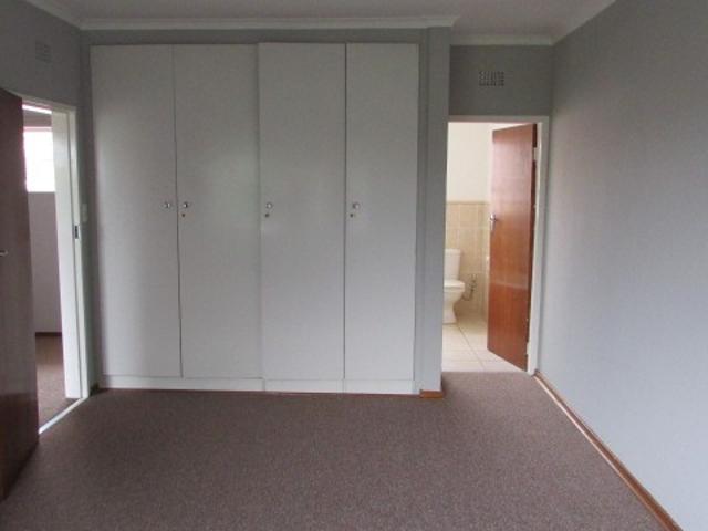2 Bedroom Townhouse For Sale in Eastleigh