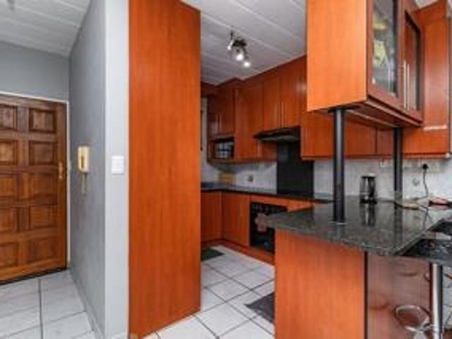 2 Bedroom Townhouse For Sale in Eden Glen