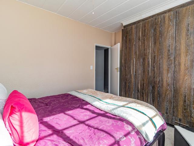 2 Bedroom Townhouse For Sale in Eden Glen