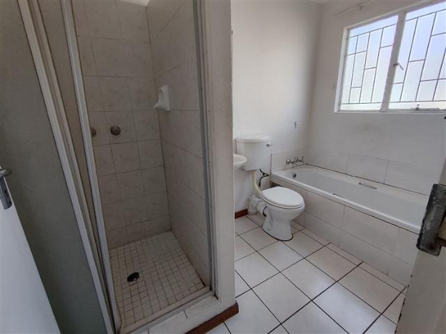 2 Bedroom Townhouse For Sale in Eden Glen