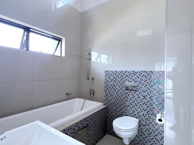 2 Bedroom Townhouse For Sale in Equestria