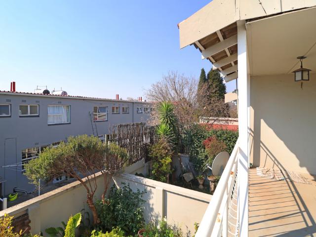 2 Bedroom Townhouse For Sale in Fairland