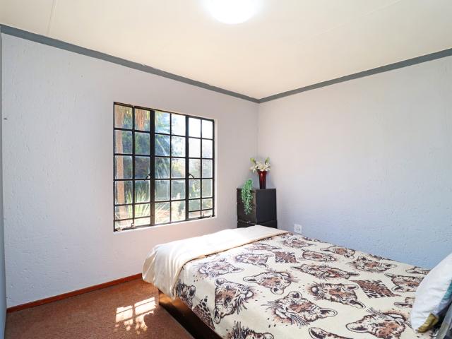2 Bedroom Townhouse For Sale in Fairland