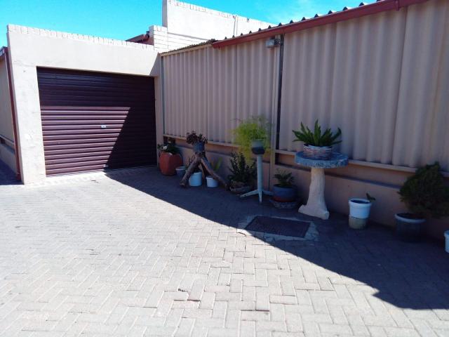 2 Bedroom Townhouse For Sale in Fauna