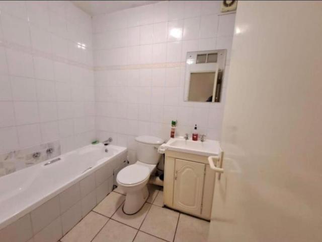 2 Bedroom Townhouse For Sale in Glenanda
