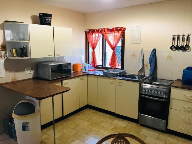 2 Bedroom Townhouse For Sale in Hibberdene