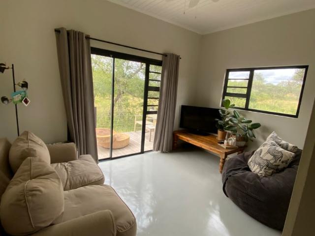 2 Bedroom Townhouse For Sale in Hoedspruit