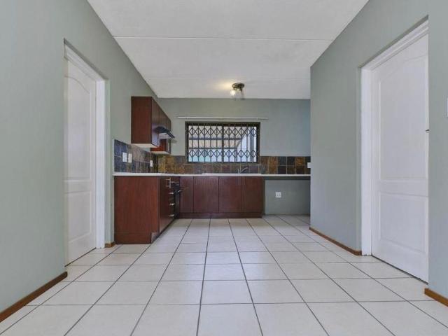 2 Bedroom Townhouse For Sale in Honeydew