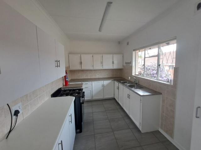 2 Bedroom Townhouse For Sale in Howick Central