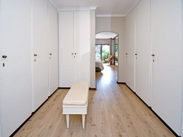 2 Bedroom Townhouse For Sale in Illovo