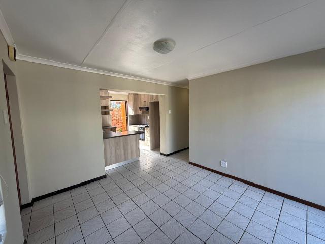 2 Bedroom Townhouse For Sale in Kabega