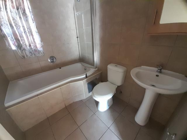 2 Bedroom Townhouse For Sale in Kibler Park