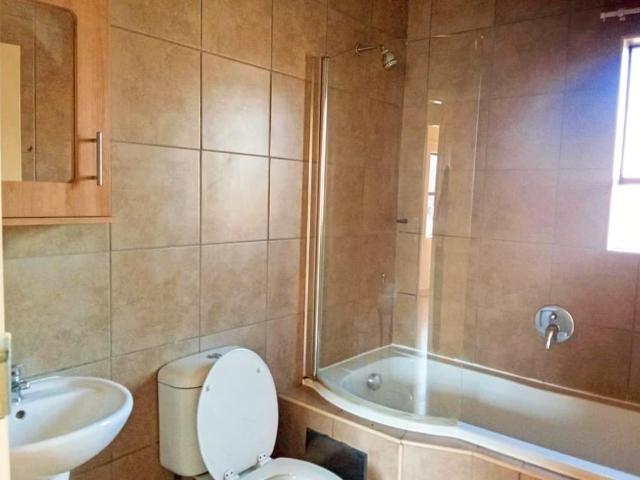 2 Bedroom Townhouse For Sale in Kibler Park