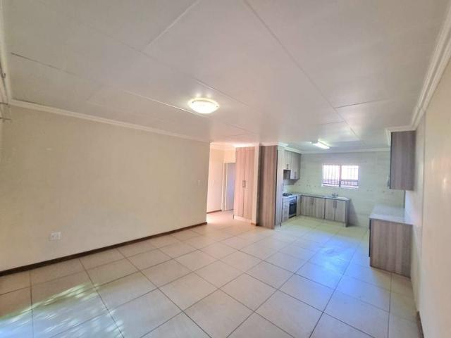 2 Bedroom Townhouse for sale in Kookrus!