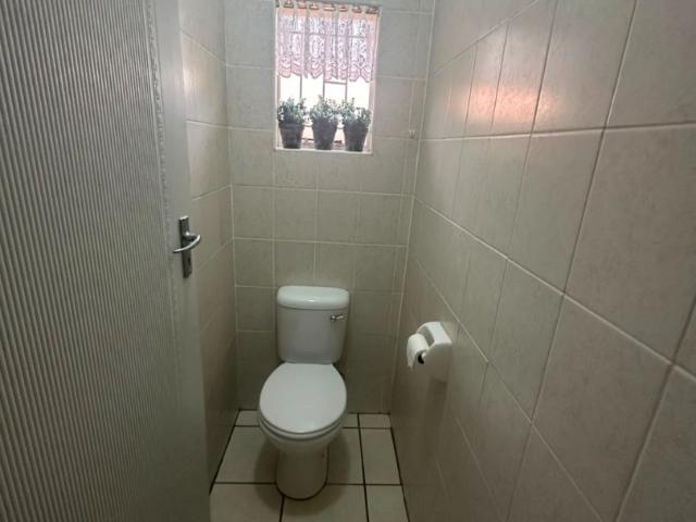 2 Bedroom Townhouse For Sale in Parys
