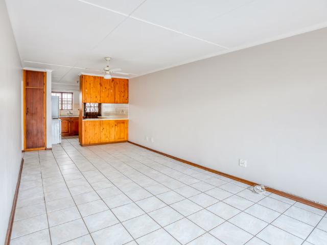 2 Bedroom Townhouse For Sale in Quigney