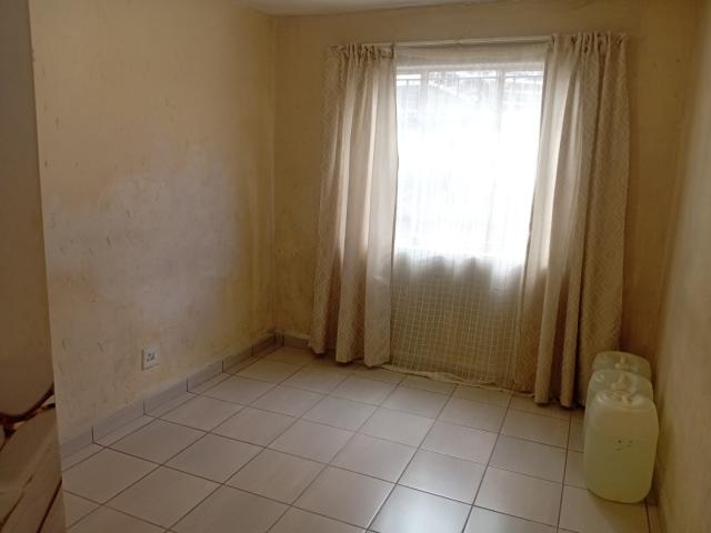 2 Bedroom Townhouse For Sale in Ridgeway