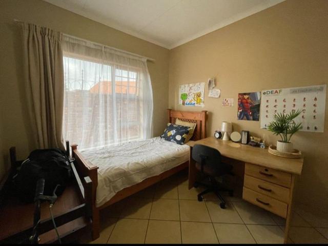 2 Bedroom Townhouse For Sale in Riversdale
