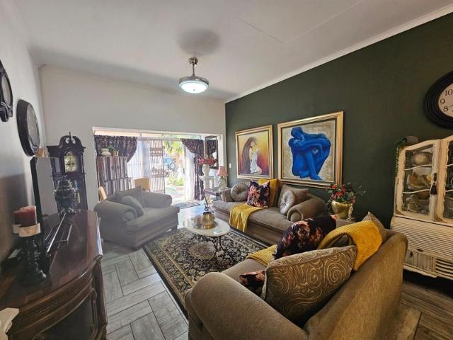 2 Bedroom Townhouse for sale in Sunair Park