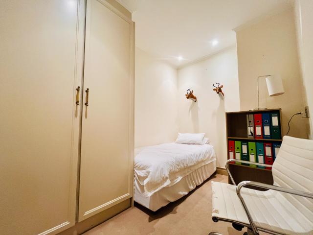 2 Bedroom Townhouse For Sale in Sandton Central