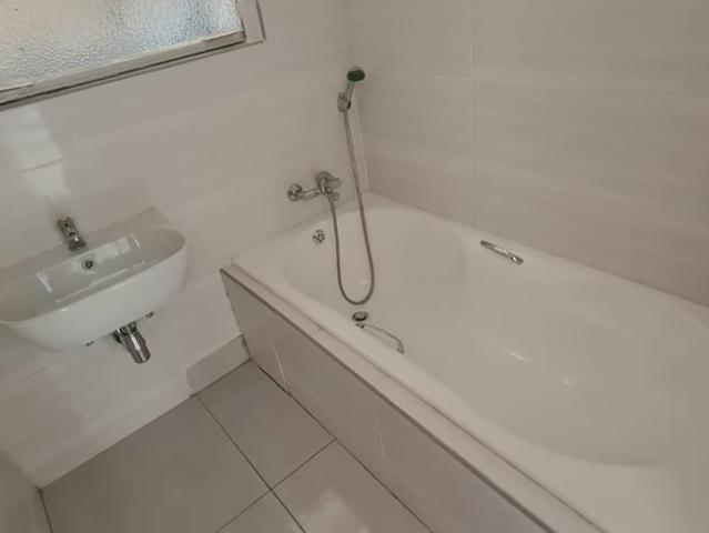 2 Bedroom Townhouse For Sale in South Crest