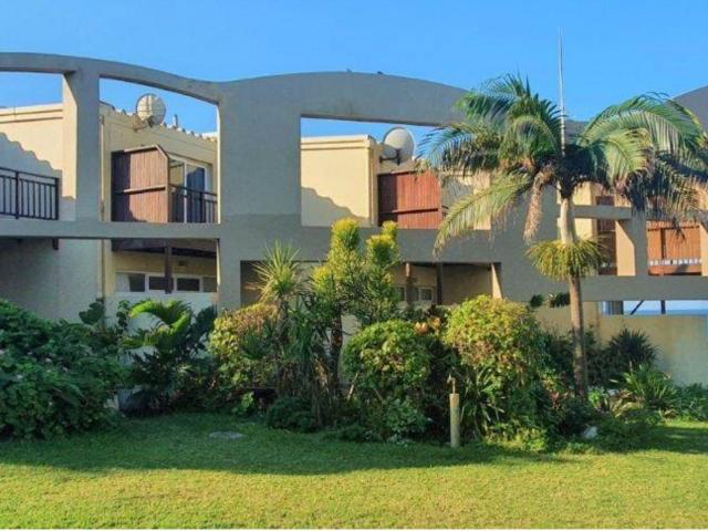 2 Bedroom Townhouse For Sale in Umdloti Beach