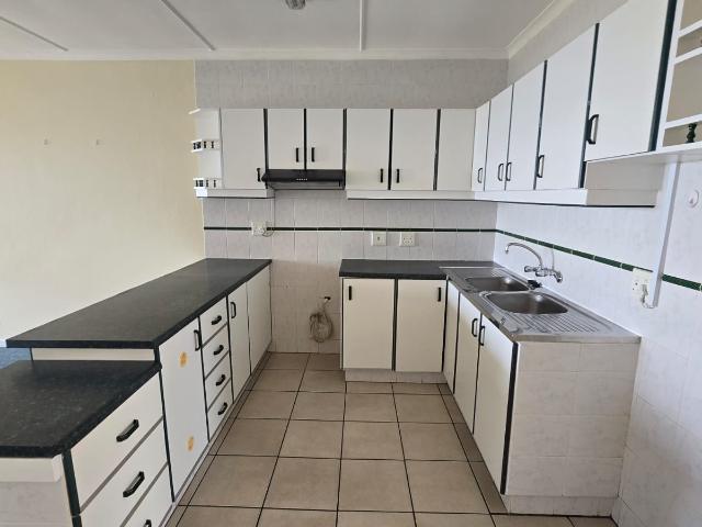 2 Bedroom Townhouse For Sale in Warner Beach