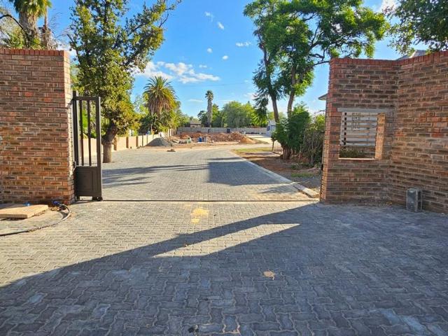 2 Bedroom Townhouse For Sale in West Bank