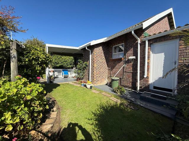 2 Bedroom Townhouse For Sale in Westering
