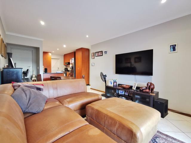 2 Bedroom Townhouse For Sale in Westering