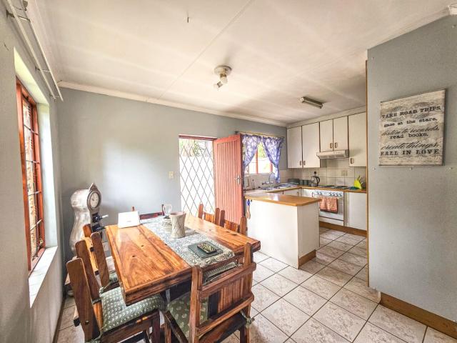 2 Bedroom Townhouse For Sale in Zwartkop